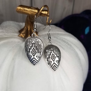 Arrowhead Earrings, Native Inspired, Southwestern Earrings, Tribal Earrings