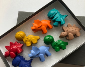 Dinosaur Crayon Gift Set, Dinosaur Gifts, Set of 8 Dinosaur Crayons, Crayon Gifts