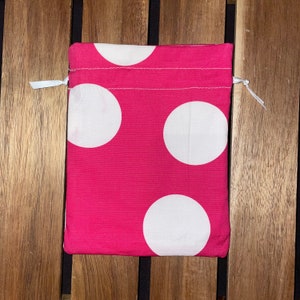 Wipe pouch