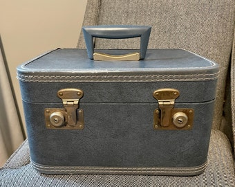 Suitcase, Luggage, Vintage Train Case, Vintage Suitcase, Vintage Luggage, Makeup Case, Artist Case, Blue Suitcase, Overnight Bag, Carry On