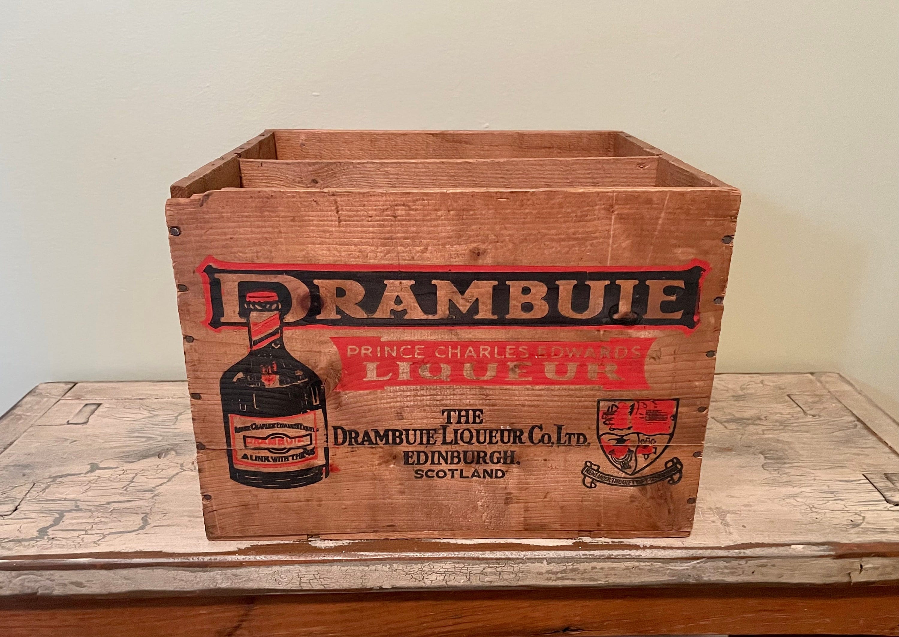 Vintage Drambuie Liquor Whiskey Crates