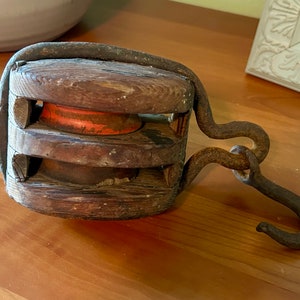 Vintage Wooden Pulley, Block and Tackle, Pulley, Wood Pulley, Plant Hanger, Barn Pulley, Farm Wooden Pulley, Hook and Anchor Wooden Pulley