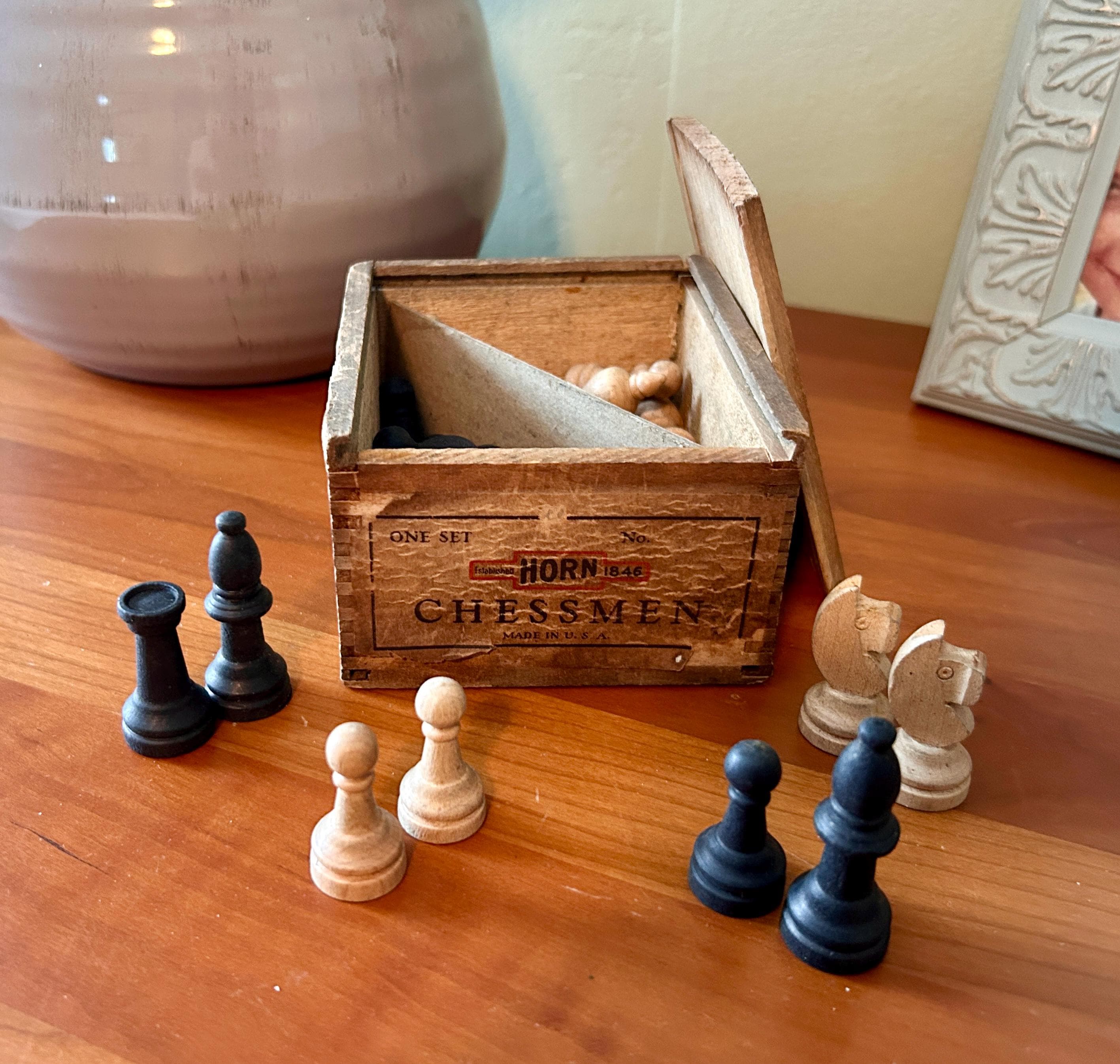 Vintage HORN Chess Set, HORN Chessmen, Small Wooden Chess Set