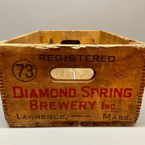 Holihan, Holihan Bros Brewers, Vintage Beer Crate, shops Diamond Spring Brewery, Lawrence MA, Vintage Beer Crate, Brewing Crate, Vintage Crate