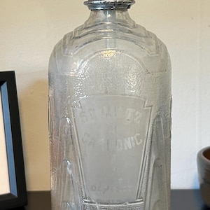 Seltzer Bottle, Vintage Siphon Bottle, Vintage Seltzer Bottle, Soda Bottle, Schultz Carbonic, Clear Seltzer Bottle, Wet Bar Decor, Bar Cart