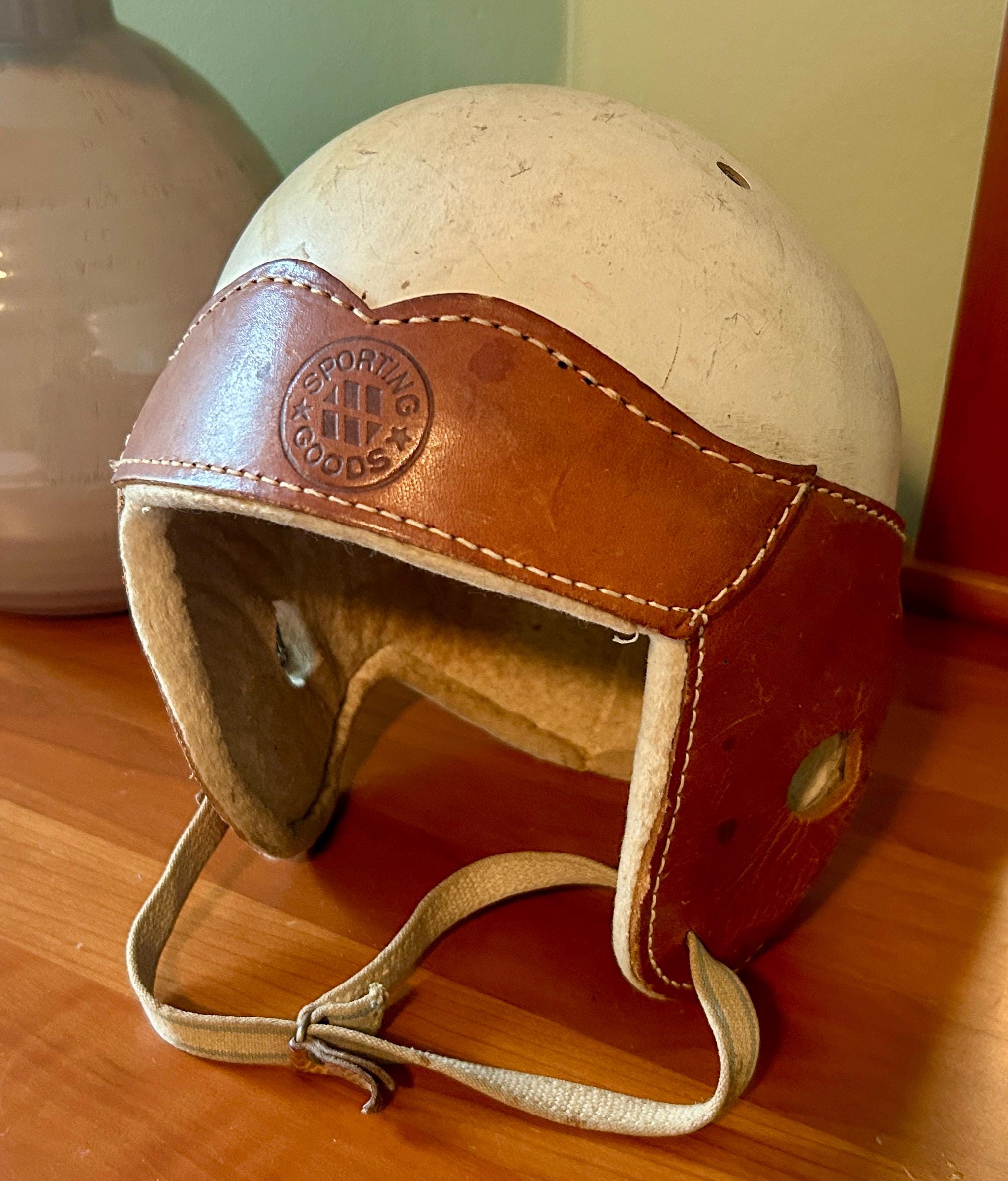Football Helmet, Vintage Football Helmet, Helmet, Vintage Leather Football  Helmet, Sporting Goods Football Helmet, Wrestling Helmet