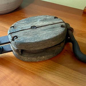 Vintage Wooden Pulley, Block and Tackle, Pulley, Wood Pulley, Plant Hanger, Barn Pulley, Farm Wooden Pulley, Hook and Anchor Wooden Pulley