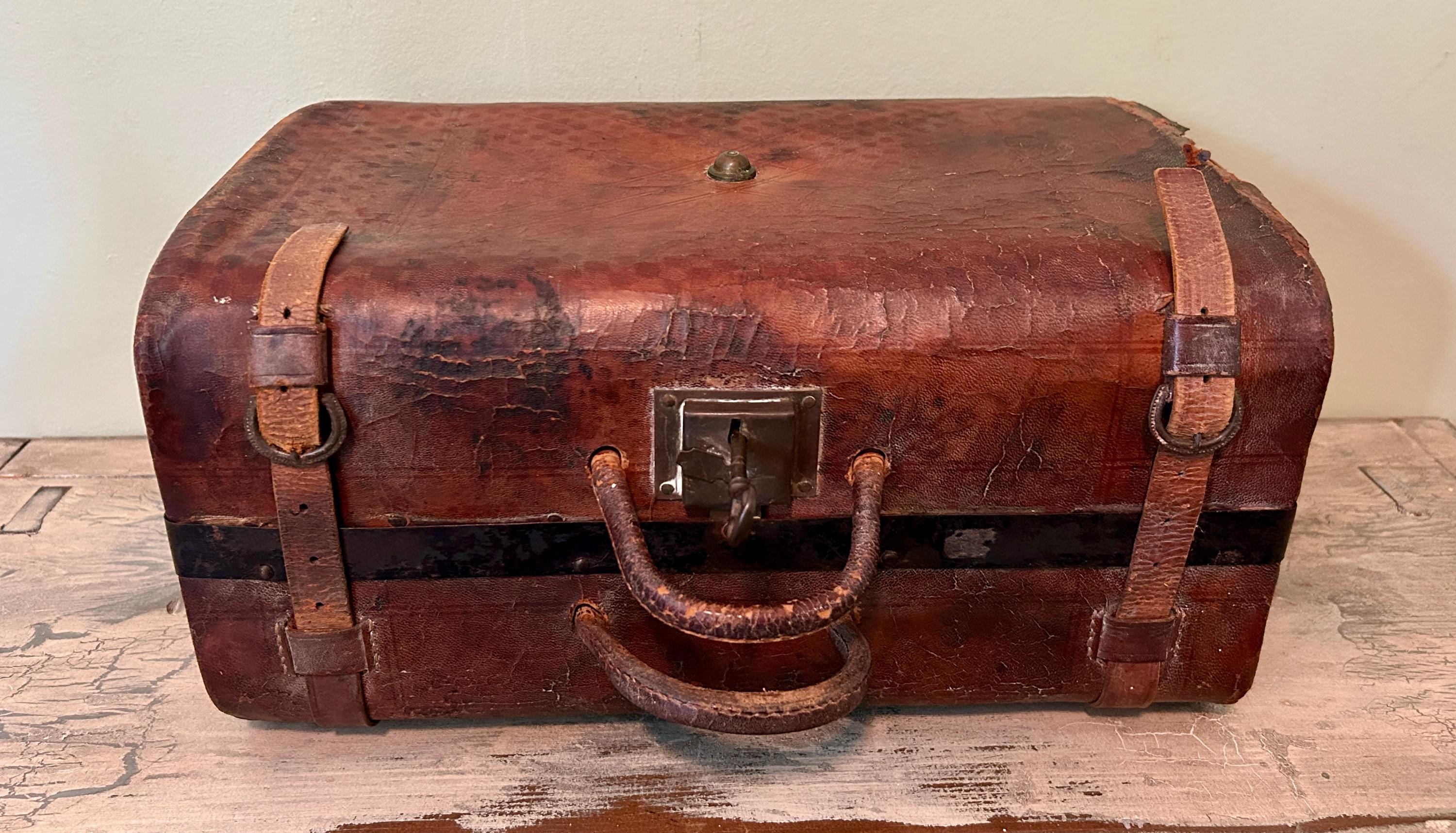 Antique Leather Suitcase, Vintage Travel Case, Leather Trunk, Steamship Luggage, Railroad Travel Case, Rustic Leather Suitcase, Old Luggage