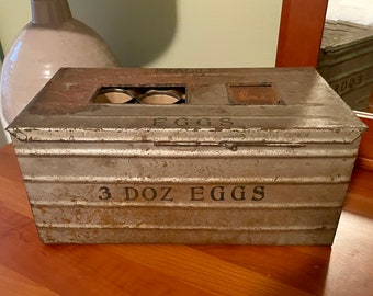 Vintage Egg Carrier, Vintage Egg Crate, Metal Egg Carrier, Tin Egg Crate, Egg Crate, Primitive Kitchen, Country Kitchen, 3 Dozen Egg Carrier
