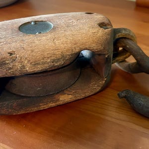 Vintage Wooden Pulley, Block and Tackle, Pulley, Union Wood Pulley, Maritime Pulley, One Wheel Pulley, Plant Hanger, Small Pulley, 6 CCM