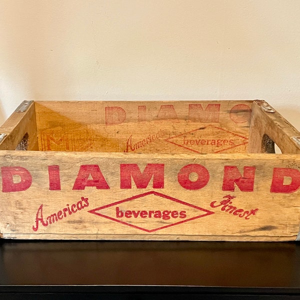 Diamond Beverages, Diamond Beverage Crate, Diamond Ginger Ale, Diamond, Wood Crate, Wooden Crate, 1963, Soda Crate, Bottle Crate