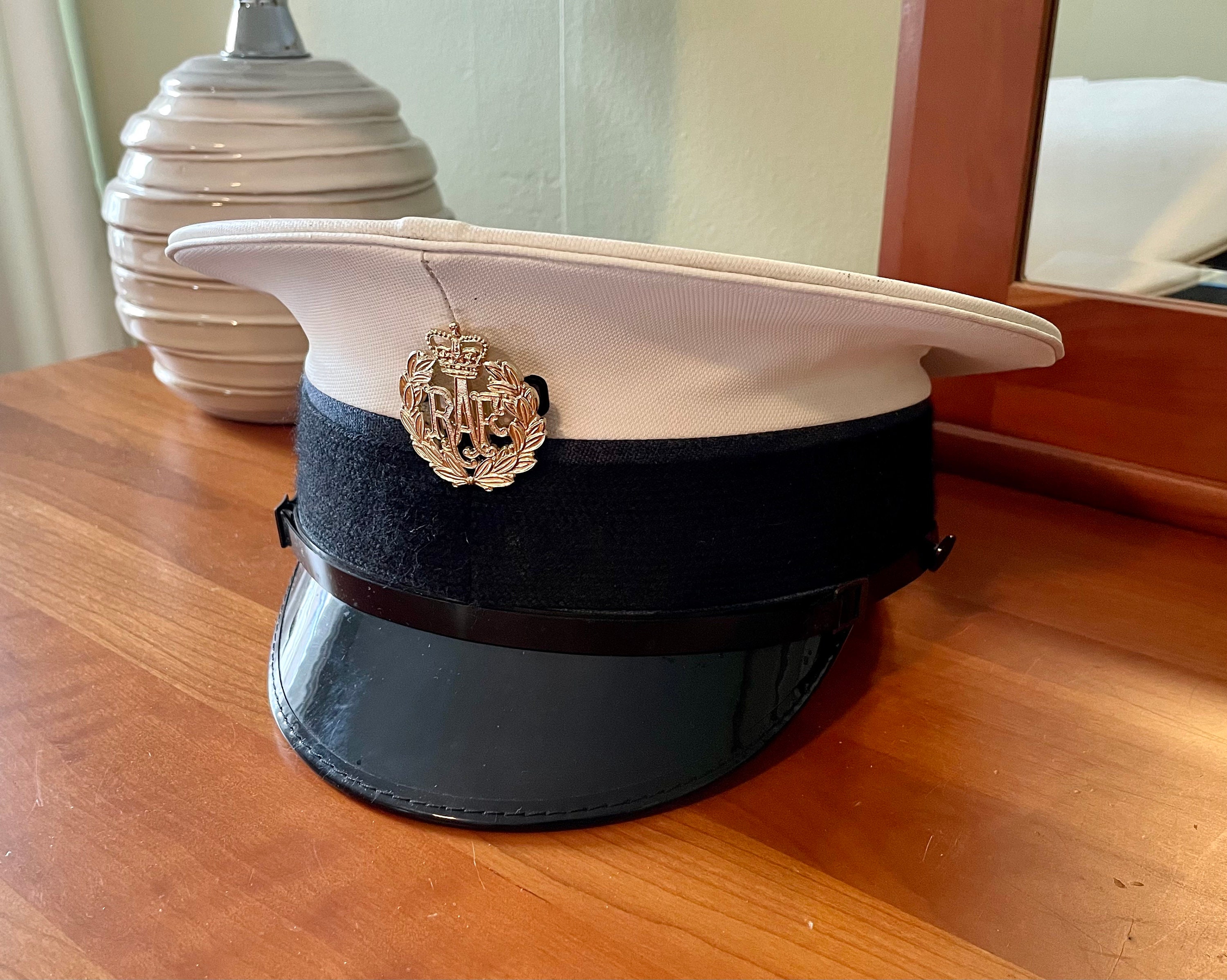 RAF Royal Air Force PEAKED CAP 実物　放出品