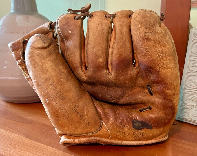 Vintage Baseball Glove, Baseball Mitt, Leather Baseball Glove, Boy's