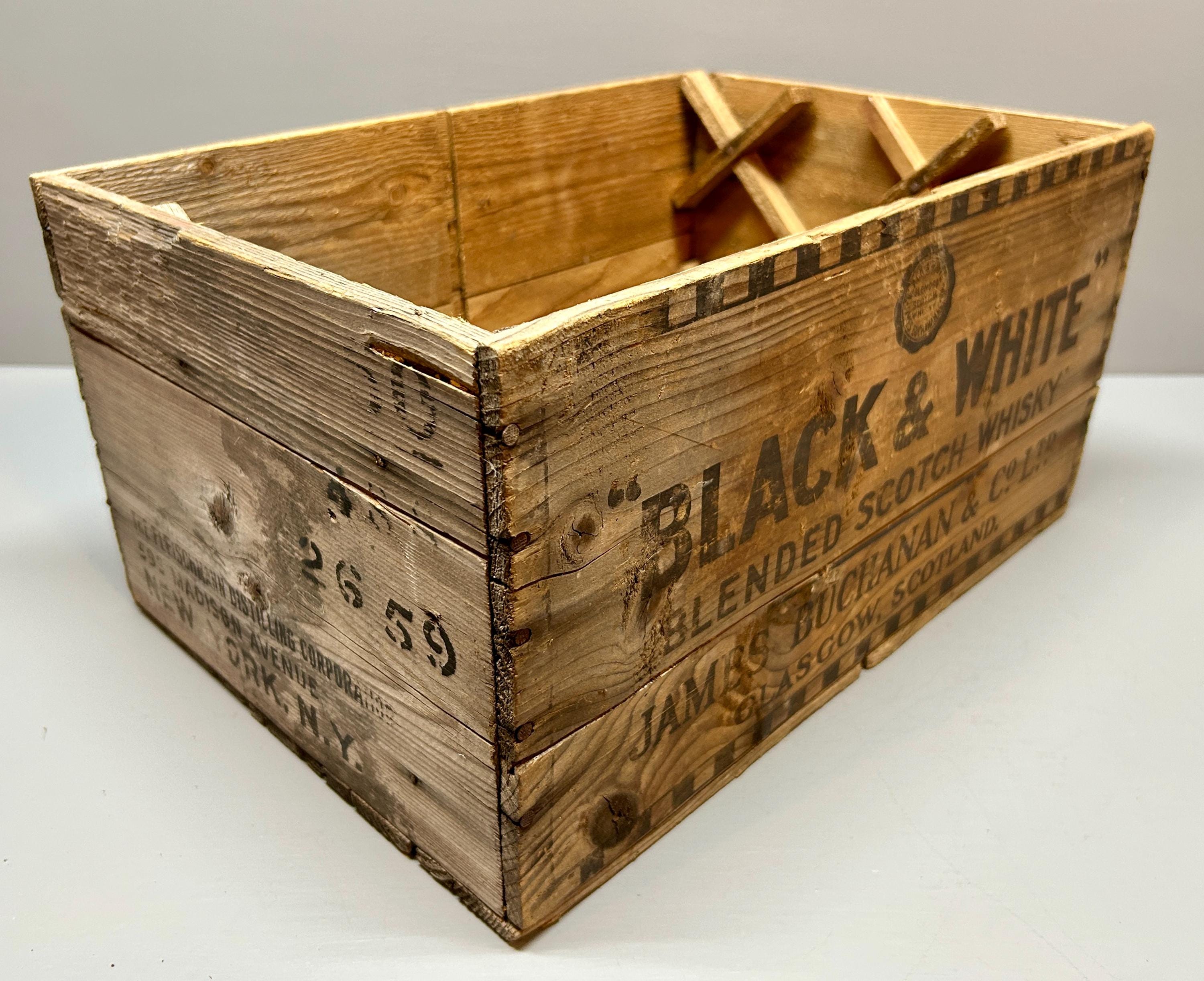 Vintage Whisky Crate, Black & White Blended Scotch Whisky Crate