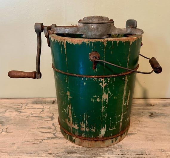 Vintage Ice Cream Maker New Fre Zee Zee 3119 Ice Cream Maker Vintage Ice Cream Freezer Wood Ice Cream Freezer 2 Quart Ice Cream Maker Etsy