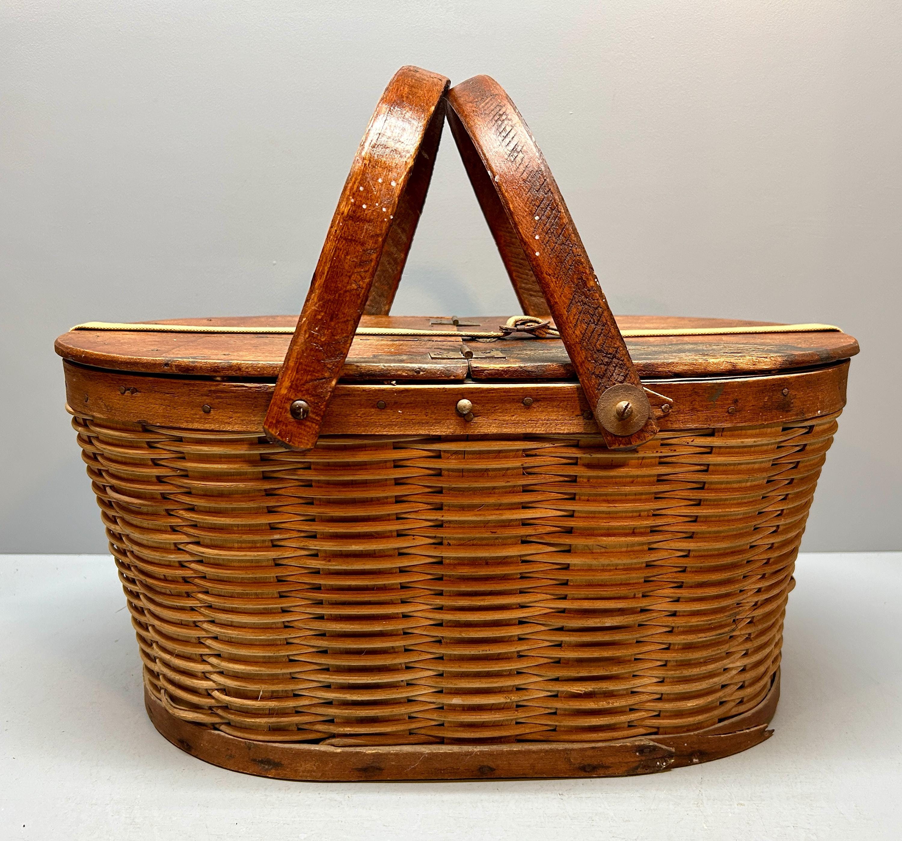 Vintage Picnic Basket, Hawkeye Picnic Basket, Hawkeye Burlington