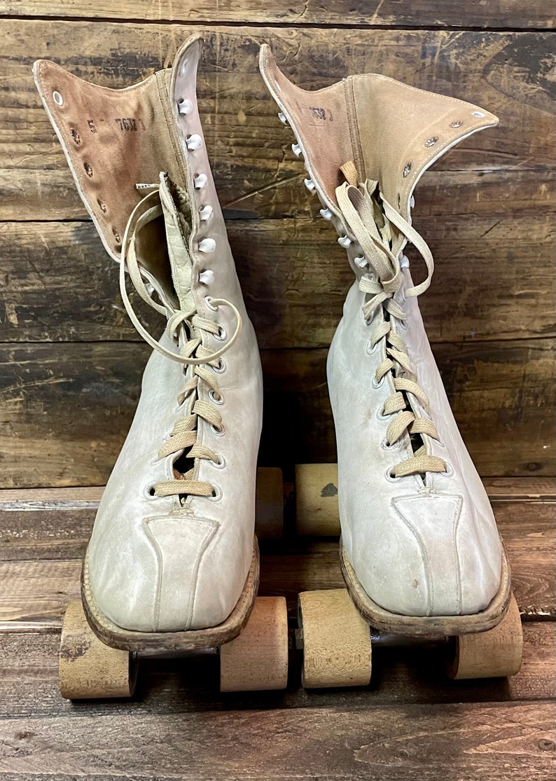 Vintage Women's Roller Skates Size 5 Roller Skates Etsy