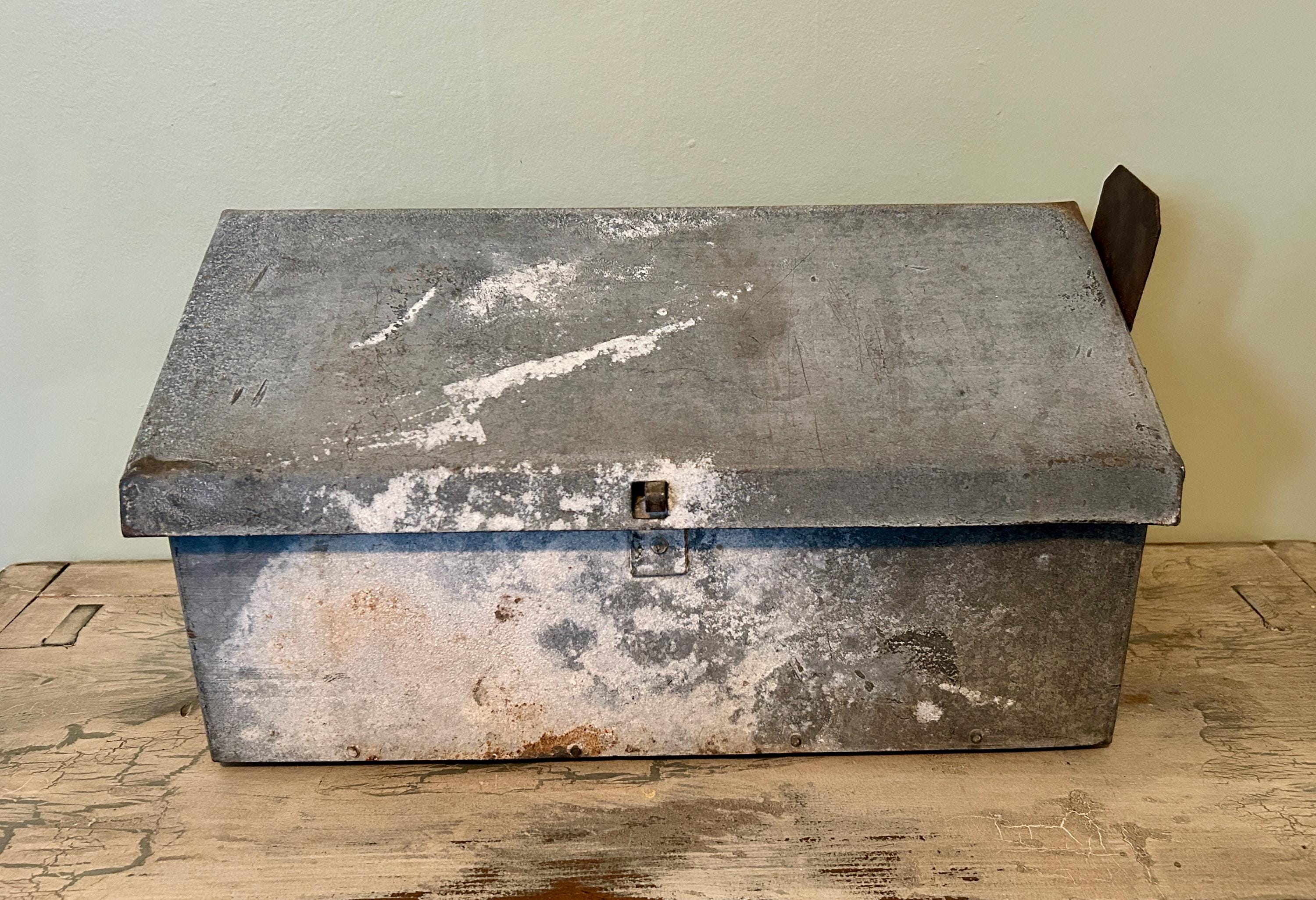 Vintage Mailbox, Mailbox, Galvanized Steel Mailbox, Vintage Post