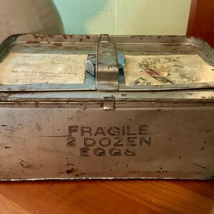 Vintage Egg Carrier, Vintage Egg Crate, Galvanized Metal Egg Mailer, Farmhouse Decor, Primitive Kitchen, Country Kitchen, 2 Dozen Egg Mailer