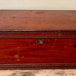 Primitive Chest, Storage Chest, Small Blanket Chest, Linen Chest, Wooden Chest, Rustic Storage Trunk, Small Vintage Wood Trunk
