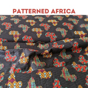 Schwarze Geschichte Monat Tribal gemustert Afrika 45 "breiter 100% Baumwolle Neuheit Stoff - Verkauft lose Lagerware