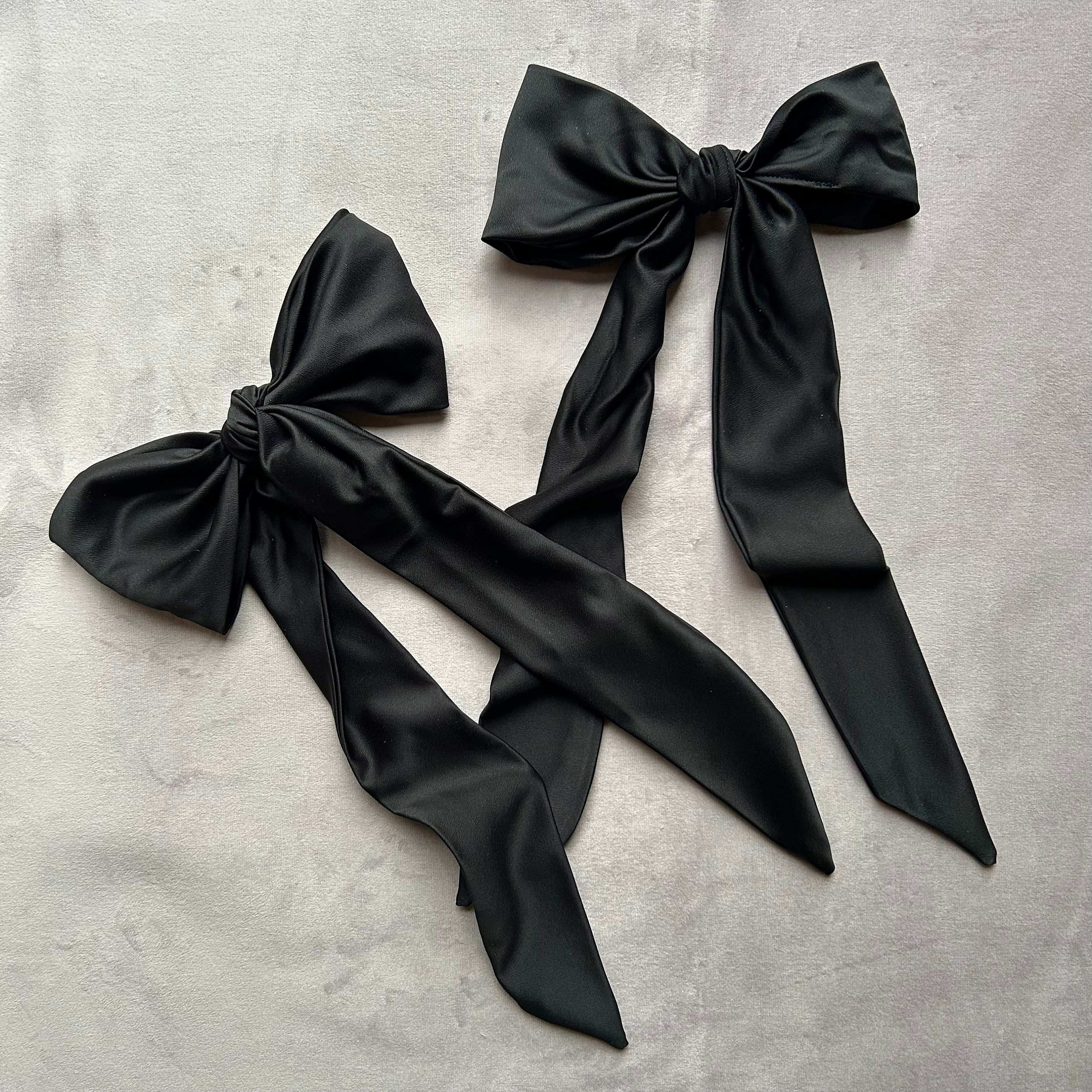 AEGYPIUS Große Schwarze Haarschleife Aus Satin – 15,5 Cm Breit, Mit Clip, Für Damen