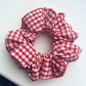 Red Gingham Scrunchie | Primary Red | Handmade | That Scrunchie Brand