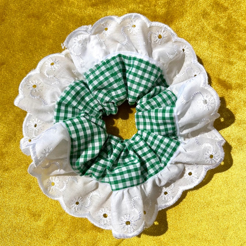 Large Bottle Green Gingham Scrunchie with Scalloped Lace/Ribbon Trim Green & White Handmade School Check That Scrunchie Brand image 1