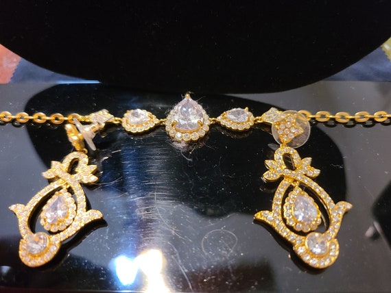 Gorgeous 3 piece set in Swarovski crystals - image 2