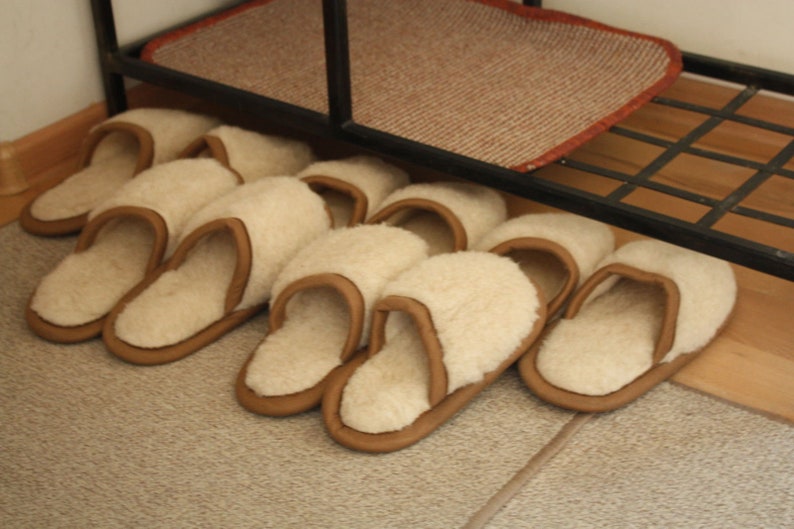5 Pairs WOOL Guests Slippers Set home slippers WOOLMARK image 9
