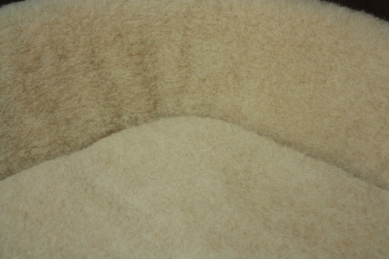 NEU Elegant NATURAL WOOL Hundehaustierbett mit Kissen Bild 5