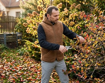 Soft and Warm Merino Wool VEST with hood  WOOLMARK Certificate Woolen waistcoat