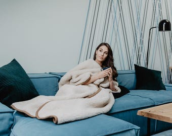 NEW WOOLMARK Merino Wool Blanket with Zipper and Sleeves
