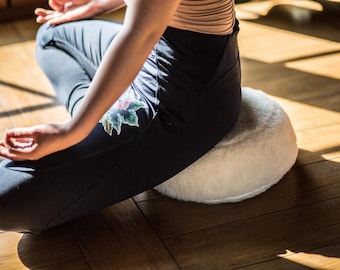 Natural Yoga pillow Merino wool cushionbuckwheat filling meditation pouf