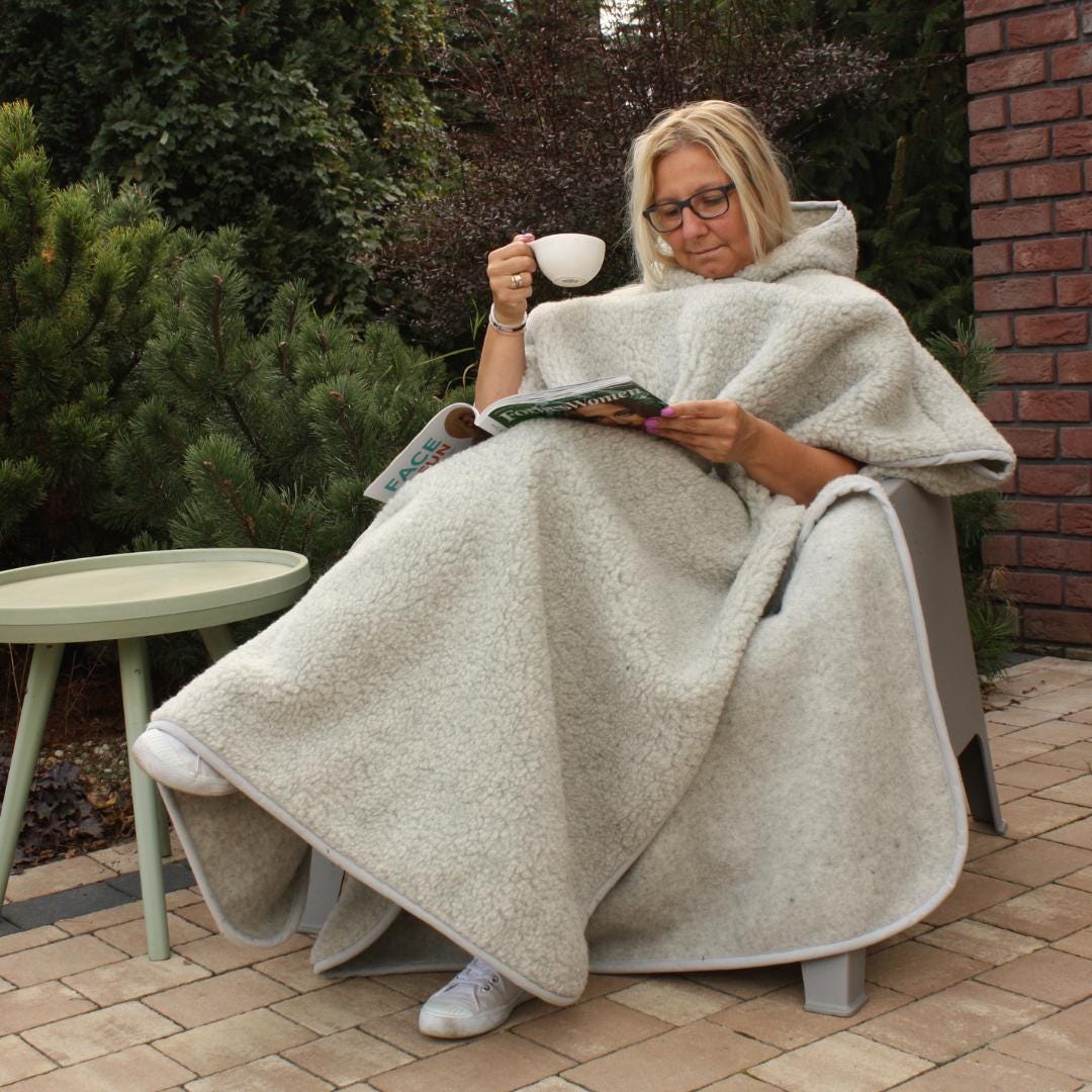 Woolen Hooded Poncho Wool Cape Home Throw Warm Wool Blanket with Hood