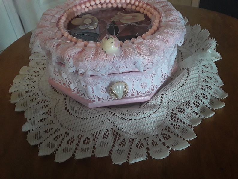 white lace beads Gift for girls women rose painting satin liming Pretty upcycled Pink Sbabby Chic Pink Jewelry Box Pearl luster paint