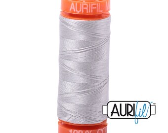 Aurifil 50wt コットン マコ 200 m スプール - 2615 - アルミニウム
