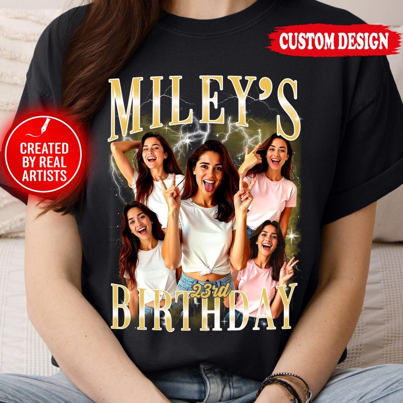 Puede incluir: Camiseta negra con un dise&ntilde;o personalizado. El dise&ntilde;o presenta el texto "MILEY'S 23rd BIRTHDAY" en letras doradas, junto con varias im&aacute;genes de una mujer. La mujer posa con signos de paz y sacando la lengua. Tambi&eacute;n son visibles las palabras "CUSTOM DESIGN" y "CREATED BY REAL ARTISTS".