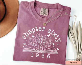 60th Birthday Floral T-Shirt: Vintage 1966 Turning Sixty Tee