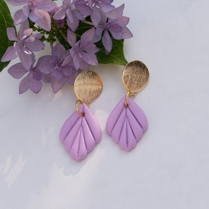 Lilac shell shaped earrings, handmade polymer clay earrings, nickel free