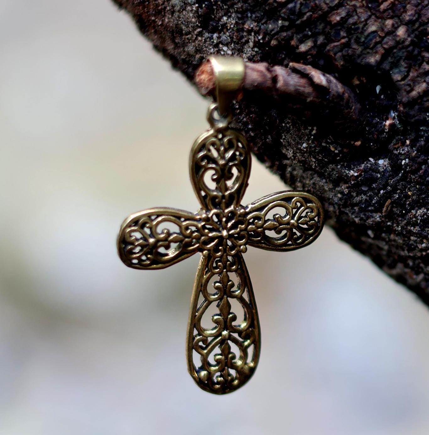 Filigree Pattern Christian Gold Filigree Cross Pendant | Vintage Style Cross Necklace | Elegant ...