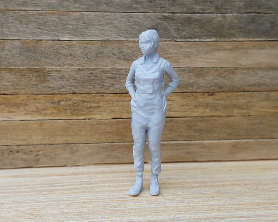 3D Printed Miniatures: Ellie Resin Model, Collectibles & Statues