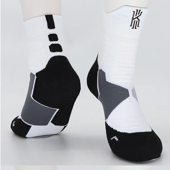 kyrie 3 socks