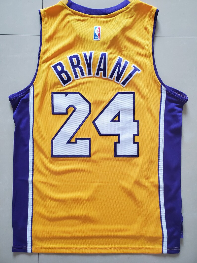black kobe bryant jersey 24
