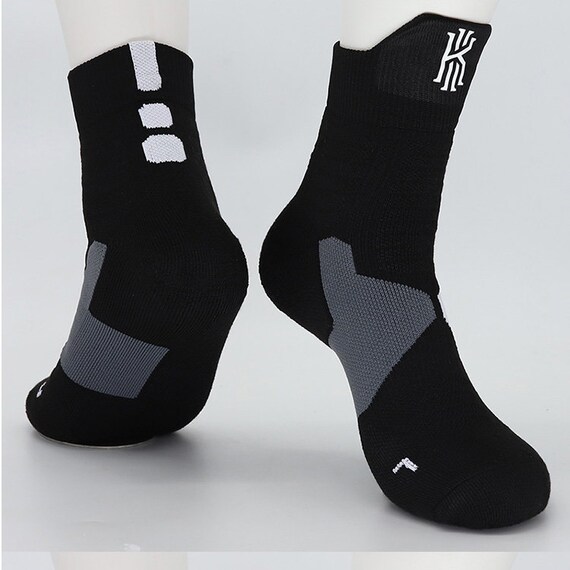 kyrie 3 socks