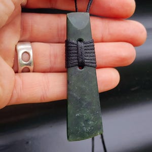 NZ Greenstone Pounamu Toki Pendant Necklace (N297)