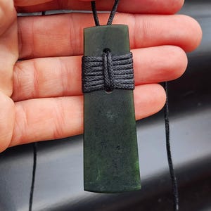 NZ Greenstone Pounamu Toki Pendant Necklace (N272)