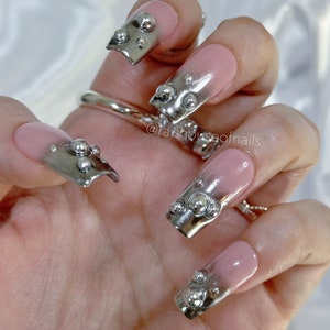 Silver Press on Nails, Metallic Nails, Chrome Nails, Y2K Nails, Fake Nails, Glue on Nails, Custom Nails