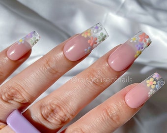 Pastel Flower Tips Summer Press on Nails, Cute Nude Fake Nails, Trendy Short Glue on Nails