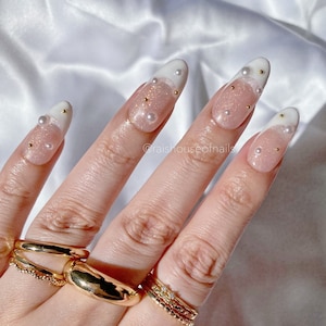 French Tip Press on Nails, Glitter Nails, Luxury Nails, Bridal Nails, Almond Nails, Fake Nails